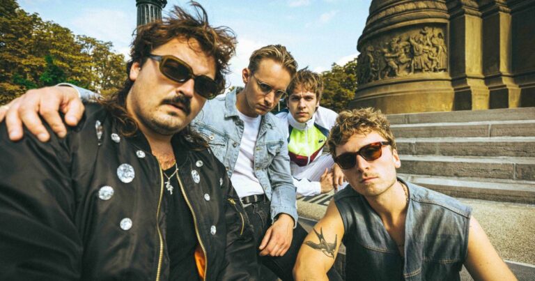 Wodan Boys + Badminton — muziek in Nijmegen