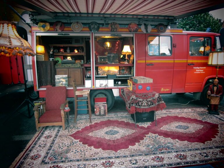 De Platenbus — Uitgaan in Nijmegen