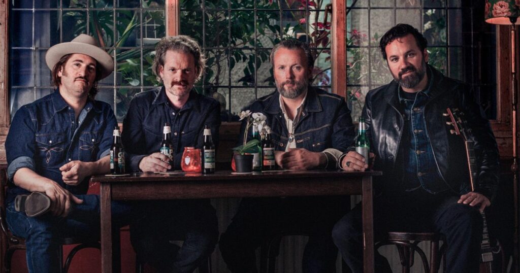 Black Bottle Riot + Thomas Frank Hopper in Nijmegen